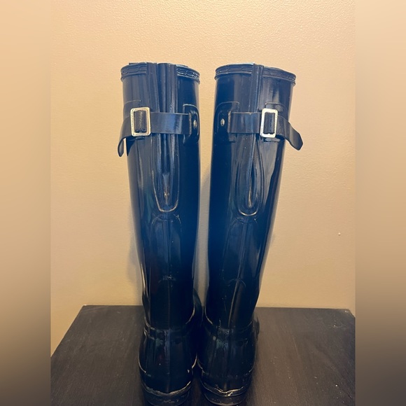 Hunter Boots - Picture 2 of 3